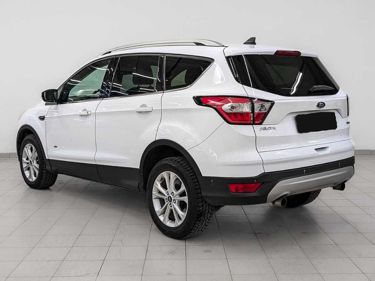 Ford Kuga с пробегом — 2016 год. Фото: #6