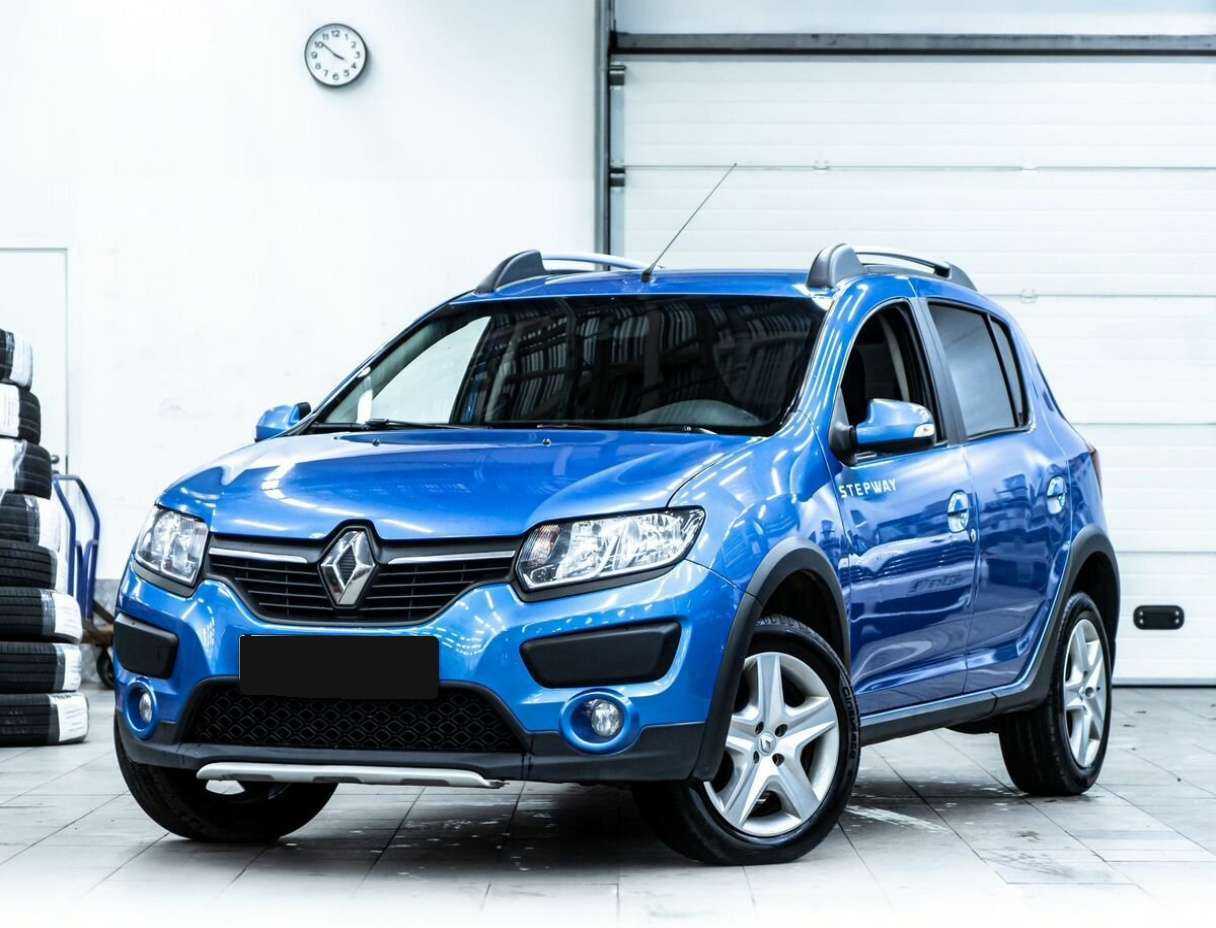 Renault Sandero с пробегом — 2018 год. Посмотреть фото