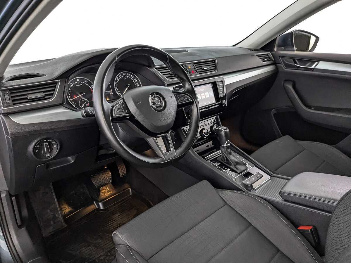 Skoda Superb с пробегом — 2018 год. Фото: #10