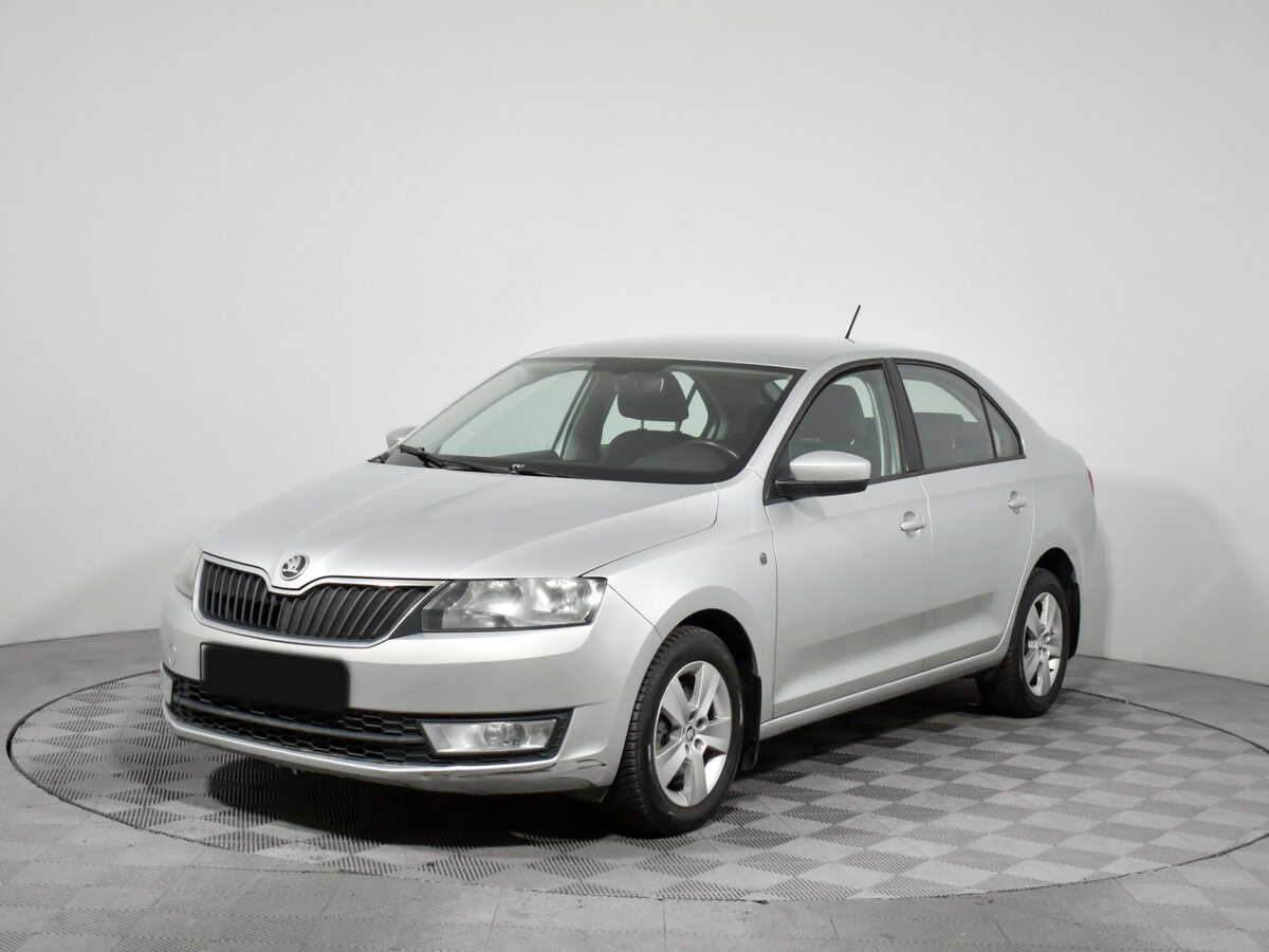 Skoda Rapid с пробегом — 2017 год. Посмотреть фото
