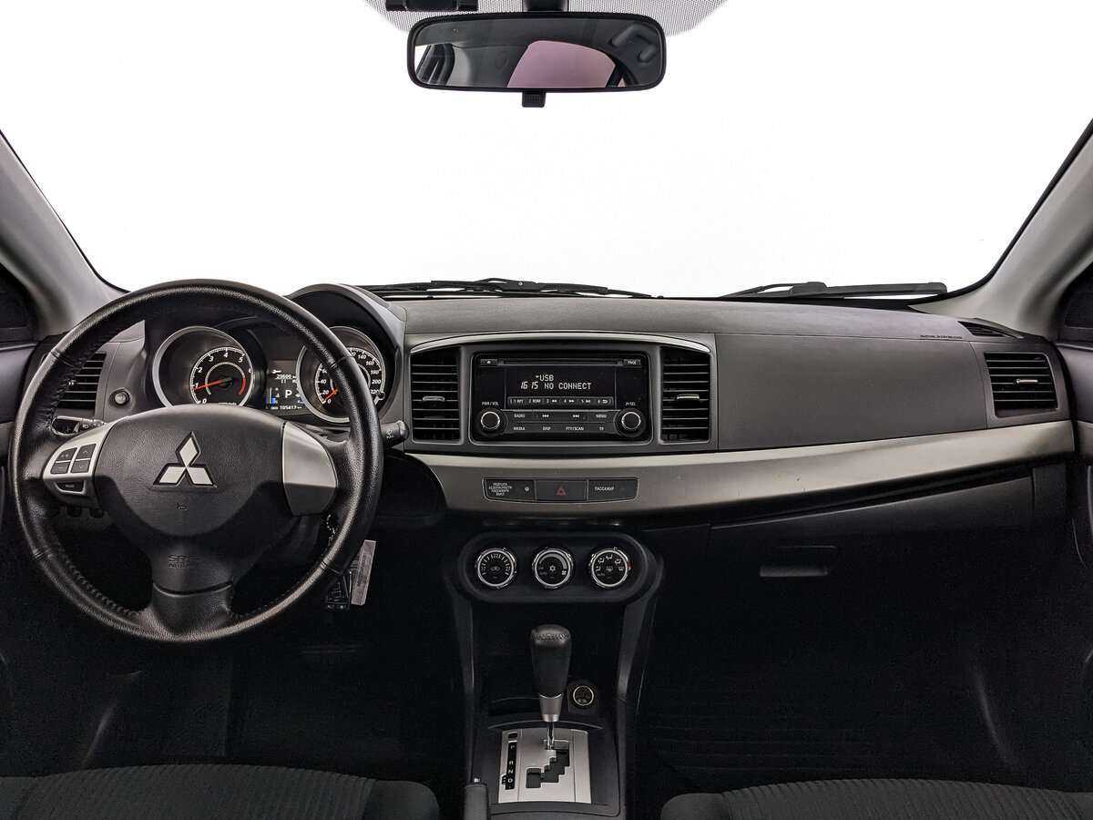 Mitsubishi Lancer с пробегом — 2015 год. Фото: #8