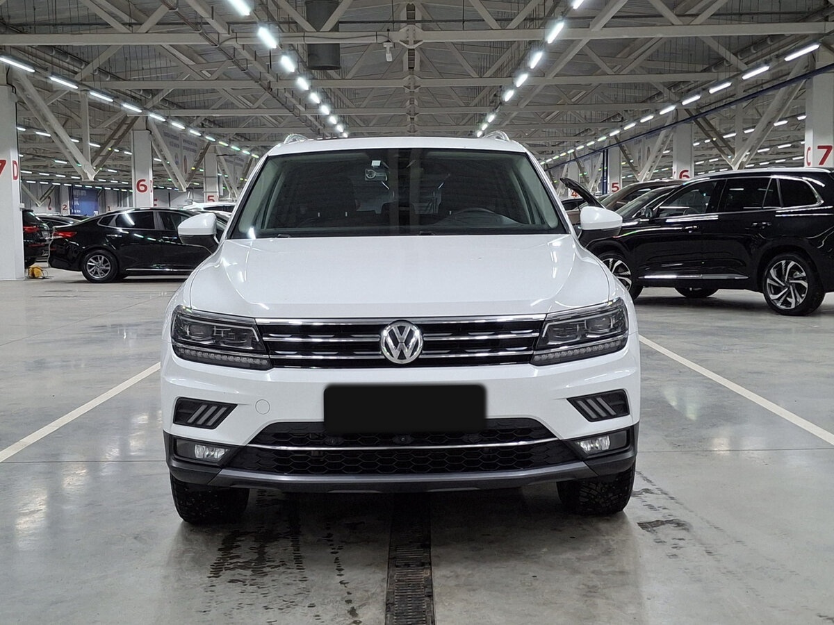 Volkswagen Tiguan с пробегом — 2018 год. Фото: #1