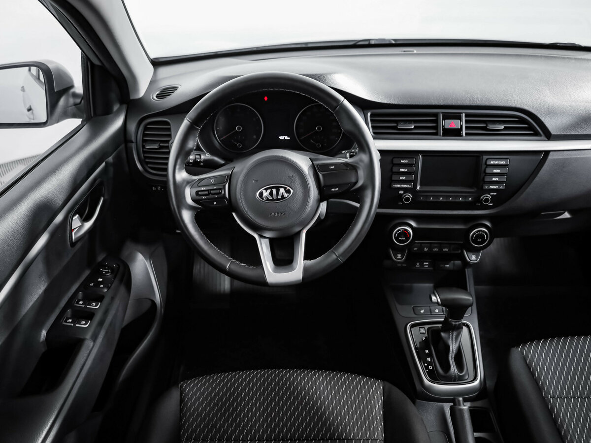 Kia Rio с пробегом — 2020 год. Фото: #8
