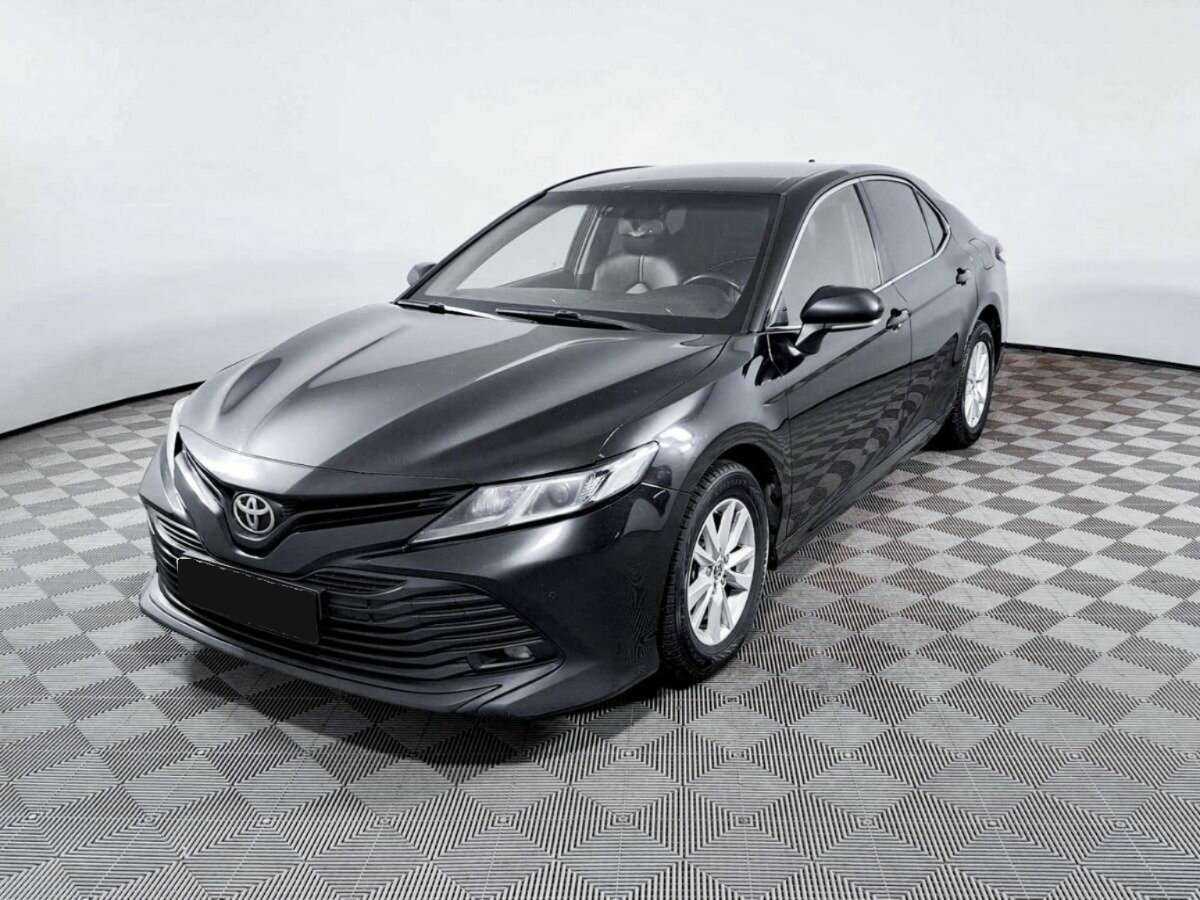 Toyota Camry с пробегом — 2018 год. Фото: #0