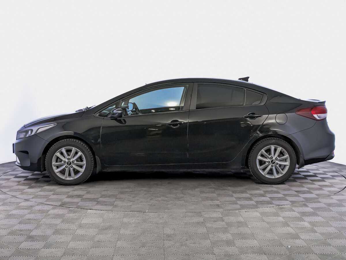 Kia Cerato с пробегом — 2017 год. Фото: #7