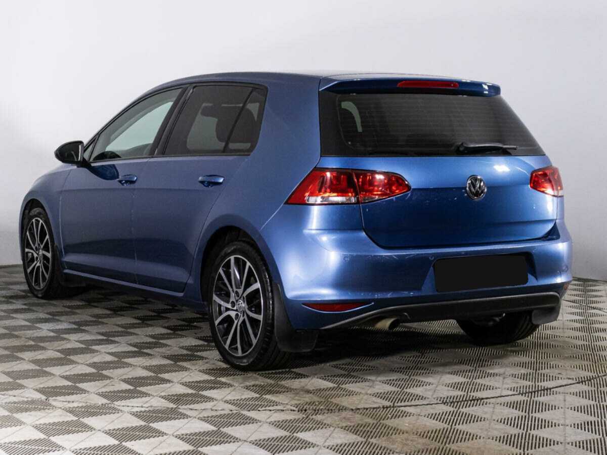 Volkswagen Golf с пробегом — 2012 год. Фото: #6