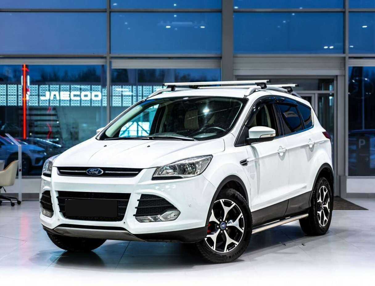 Ford Kuga с пробегом — 2015 год. Фото: #0