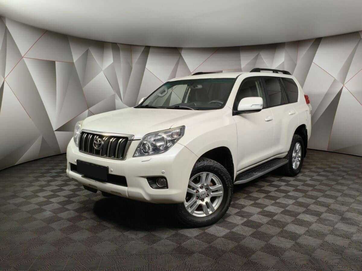 Toyota Land Cruiser Prado с пробегом — 2012 год. Посмотреть фото