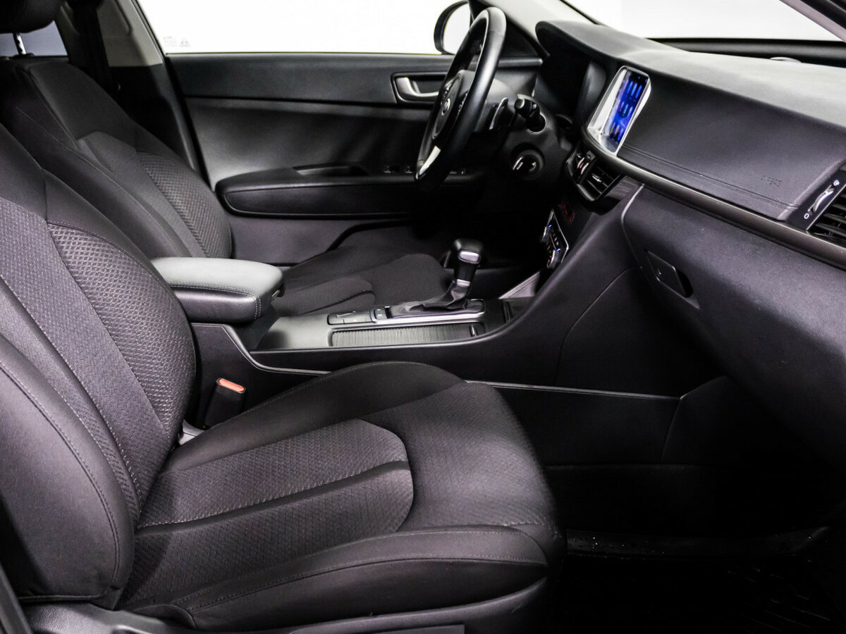 Kia Optima с пробегом — 2016 год. Фото: #12