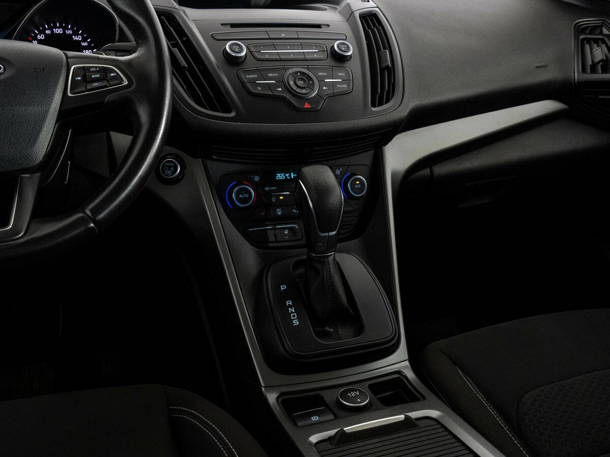 Ford Kuga с пробегом — 2017 год. Фото: #9