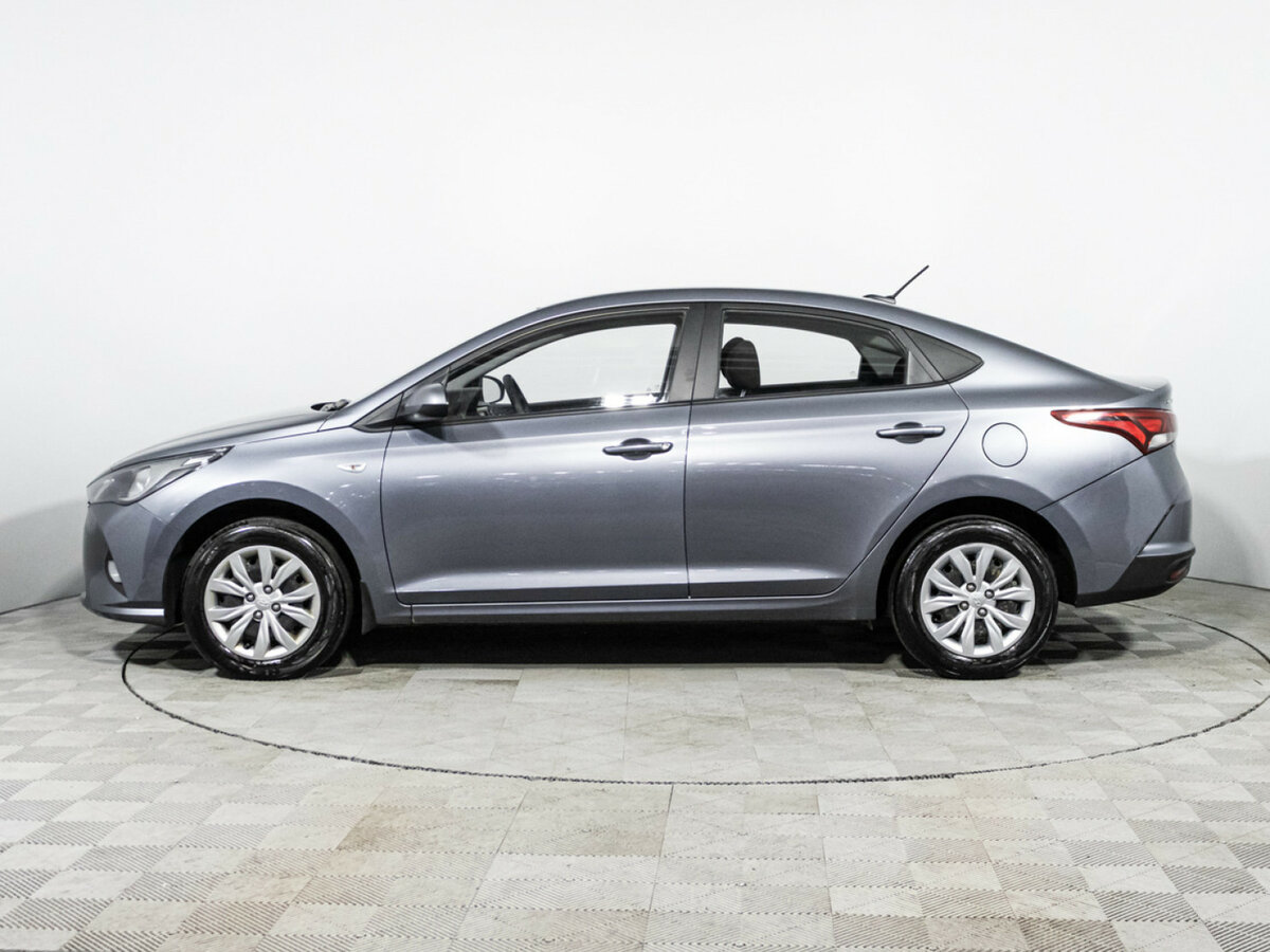Hyundai Solaris с пробегом — 2020 год. Фото: #7