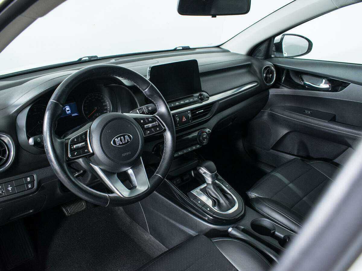 Kia Cerato с пробегом — 2021 год. Фото: #12