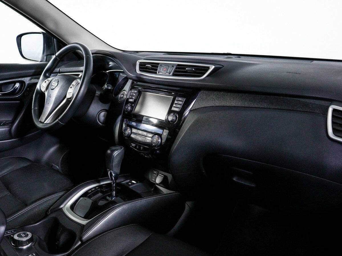 Nissan X-Trail с пробегом — 2015 год. Фото: #6