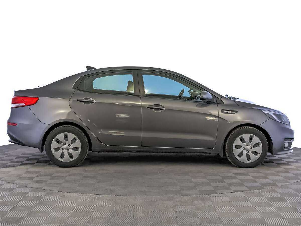 Kia Rio с пробегом — 2017 год. Фото: #3