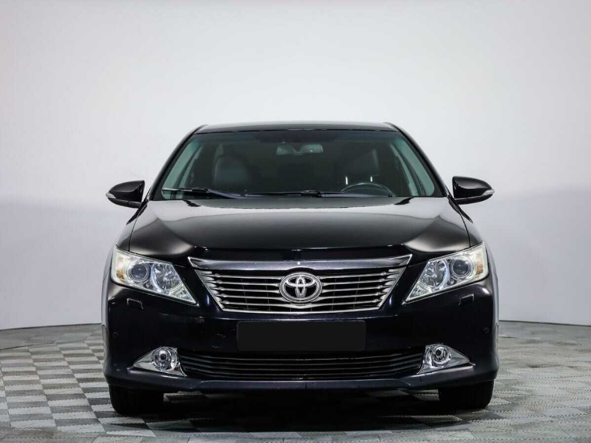 Toyota Camry с пробегом — 2013 год. Фото: #0