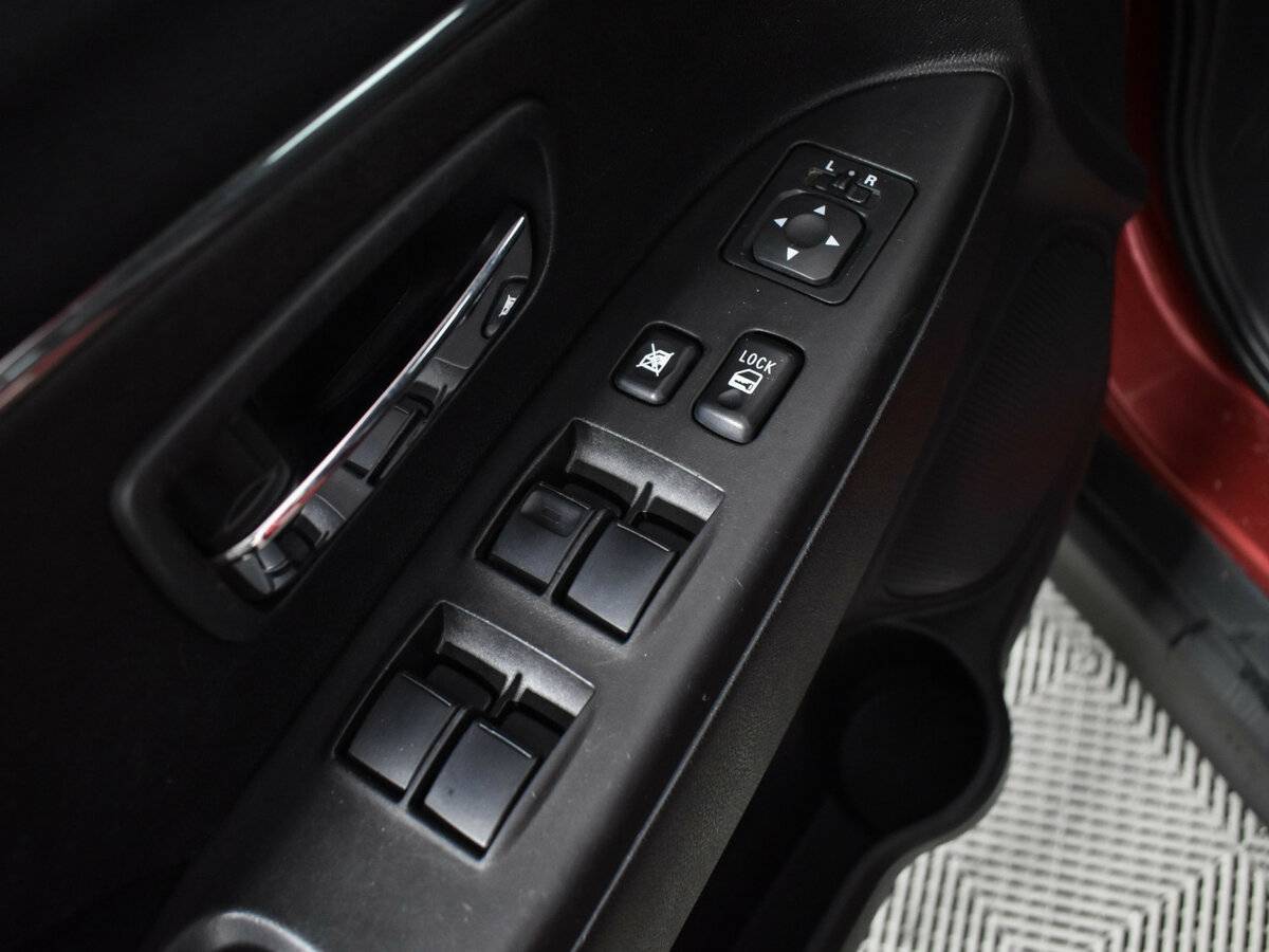 Mitsubishi ASX с пробегом — 2013 год. Фото: #14