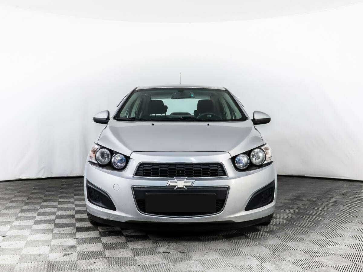 Chevrolet Aveo с пробегом — 2013 год. Фото: #1