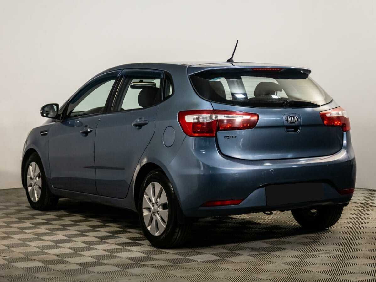 Kia Rio с пробегом — 2013 год. Фото: #5
