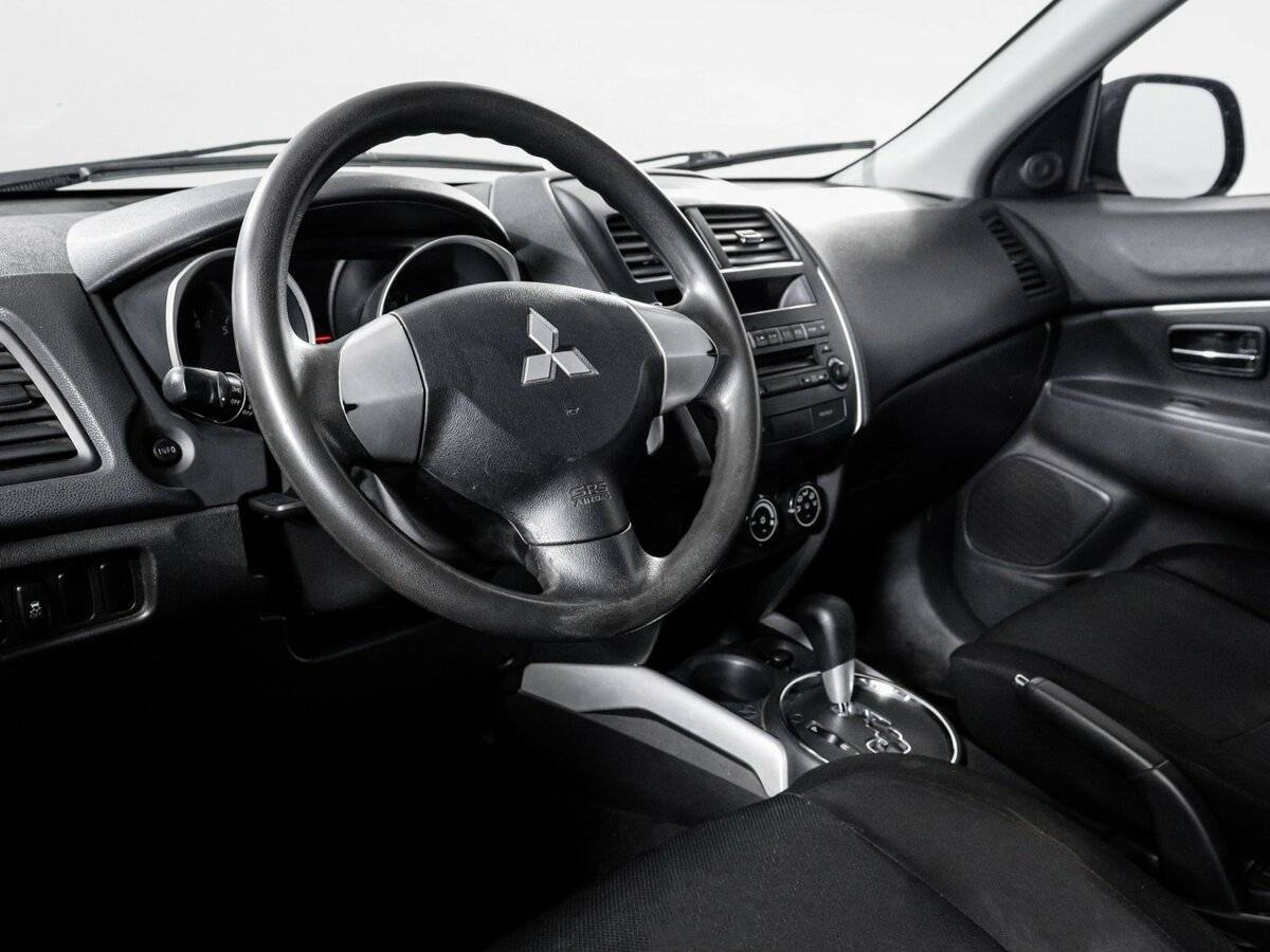 Mitsubishi ASX с пробегом — 2012 год. Фото: #12