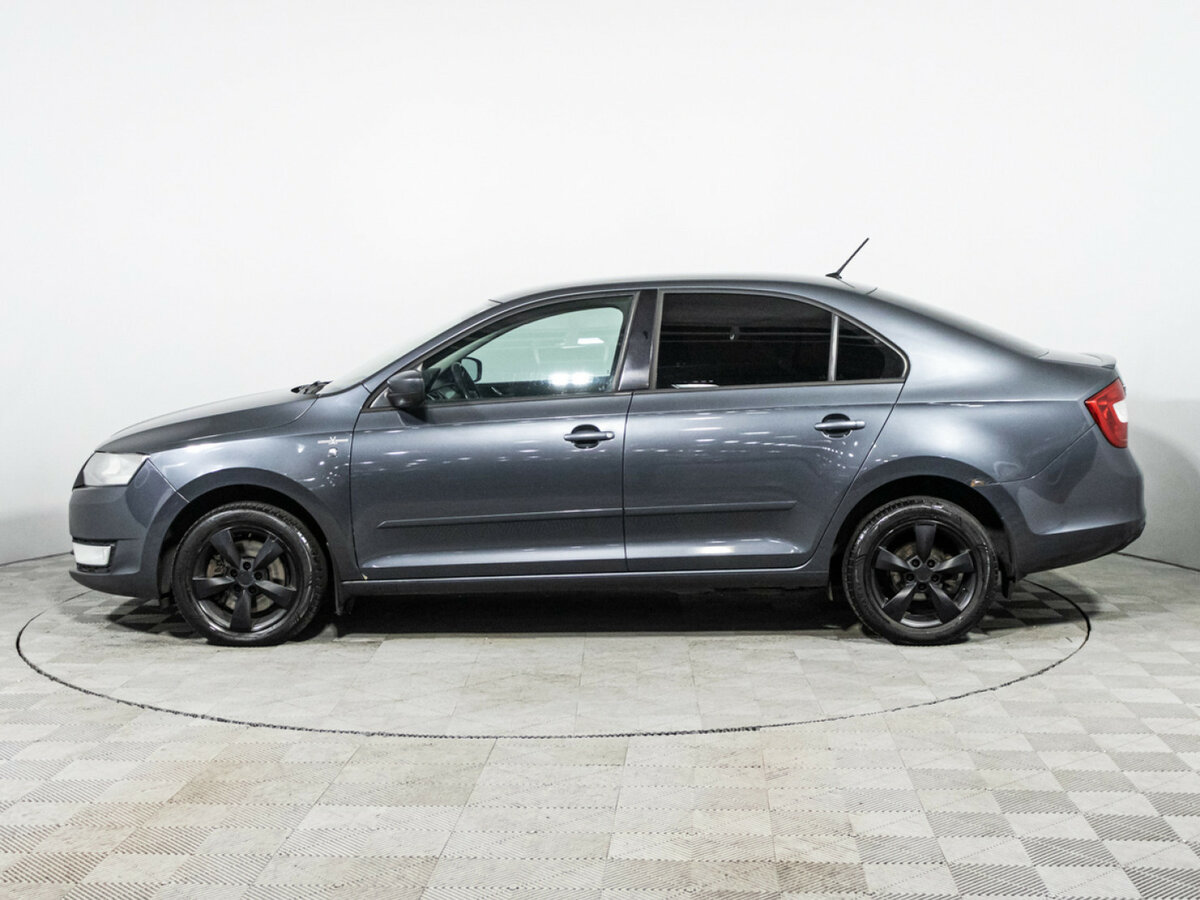 Skoda Rapid с пробегом — 2016 год. Фото: #7