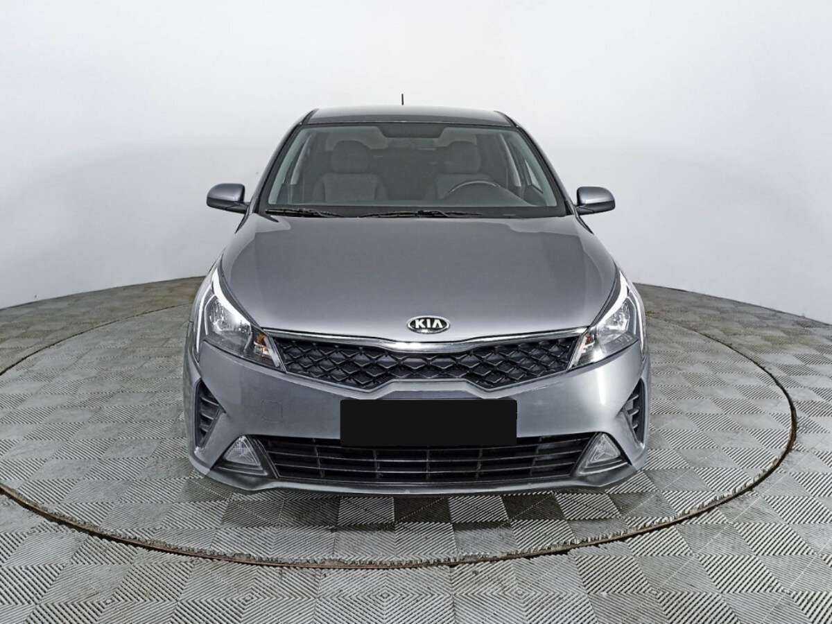 Kia Rio с пробегом — 2020 год. Фото: #1