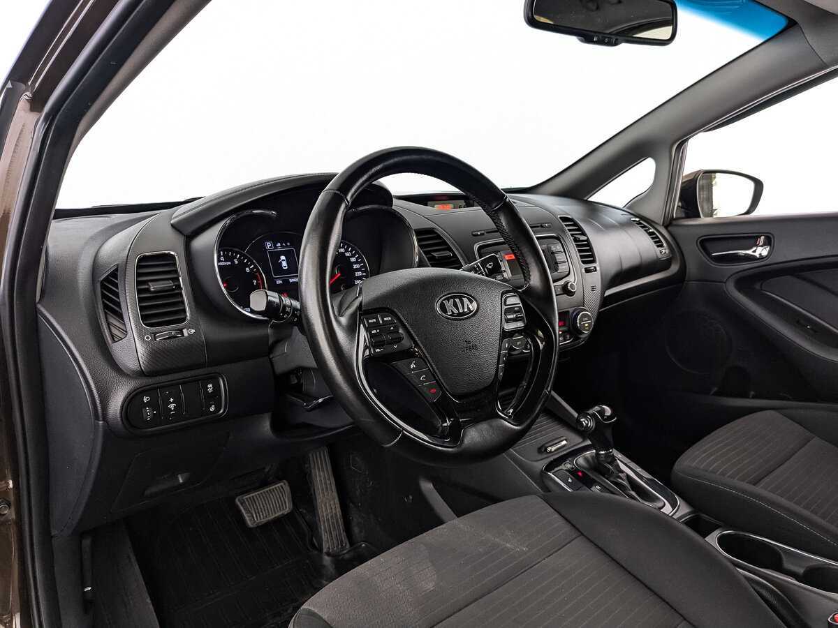 Kia Cerato с пробегом — 2019 год. Фото: #10