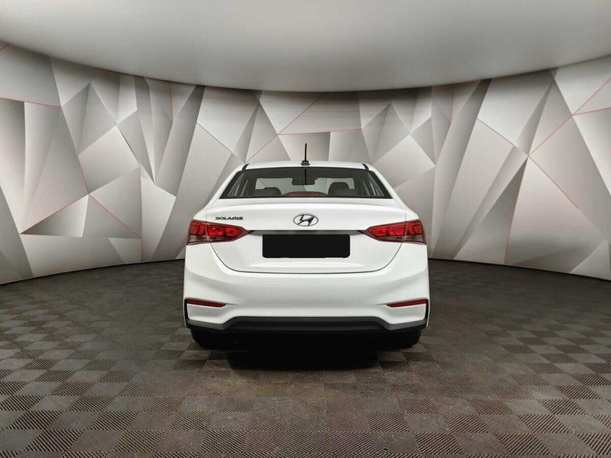 Hyundai Solaris с пробегом — 2019 год. Фото: #7