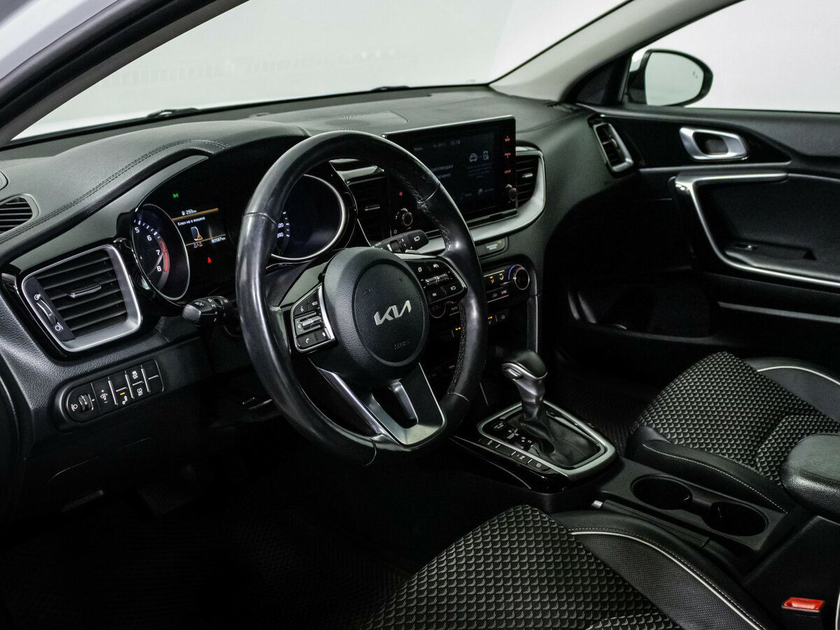 Kia Ceed с пробегом — 2022 год. Фото: #7