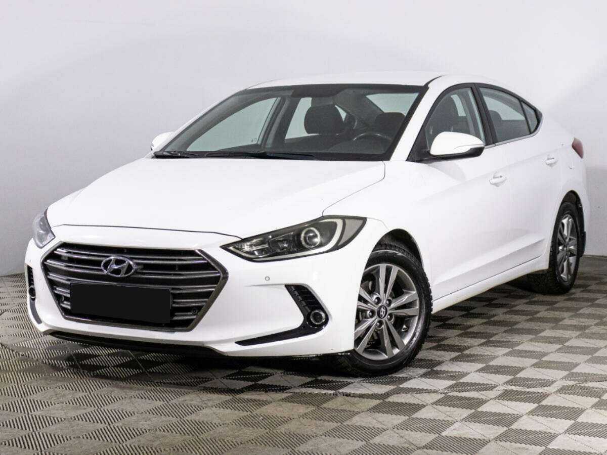 Hyundai Elantra с пробегом — 2017 год. Фото: #0