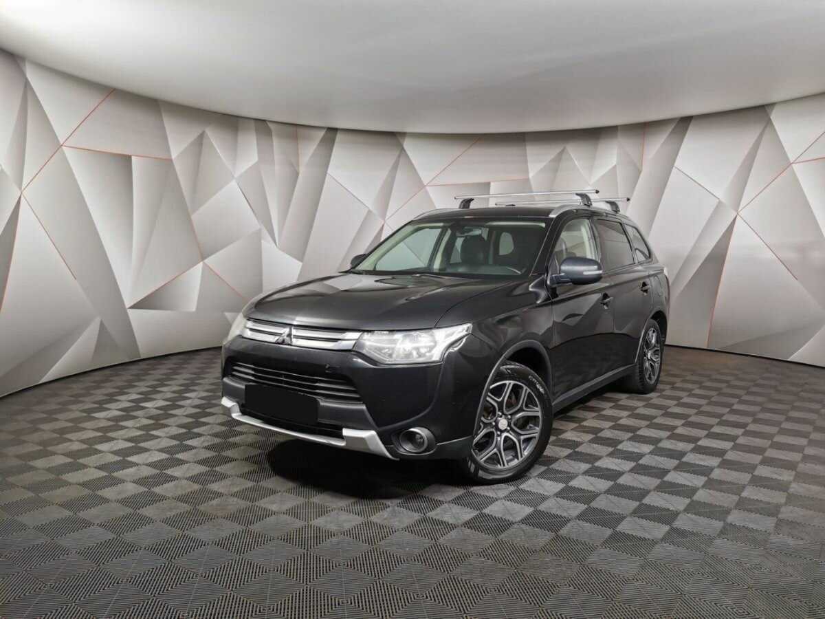 Mitsubishi Outlander с пробегом — 2014 год. Фото: #0