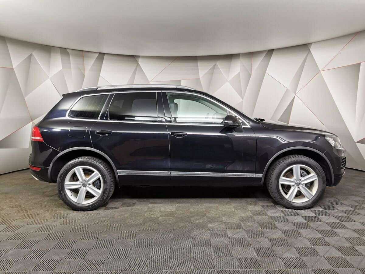 Volkswagen Touareg с пробегом — 2012 год. Фото: #5