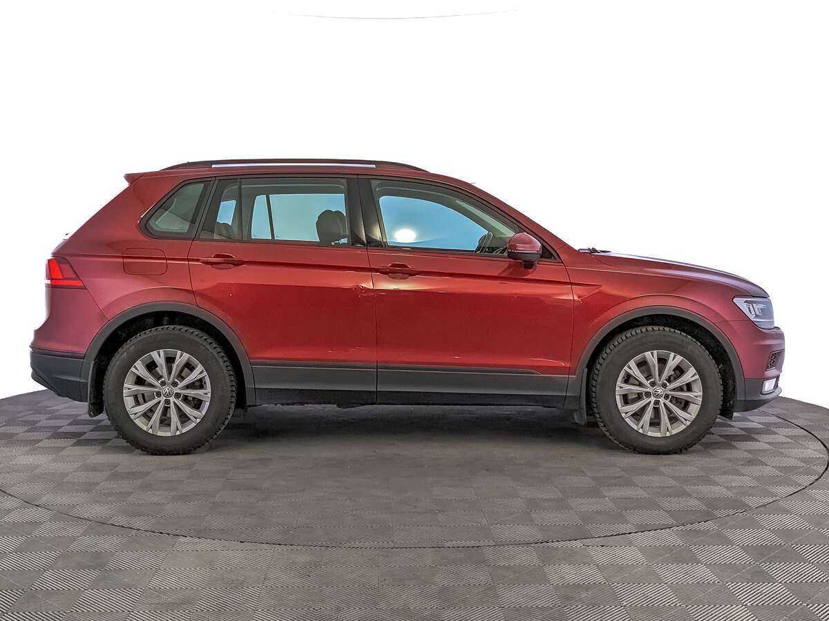 Volkswagen Tiguan с пробегом — 2020 год. Фото: #3