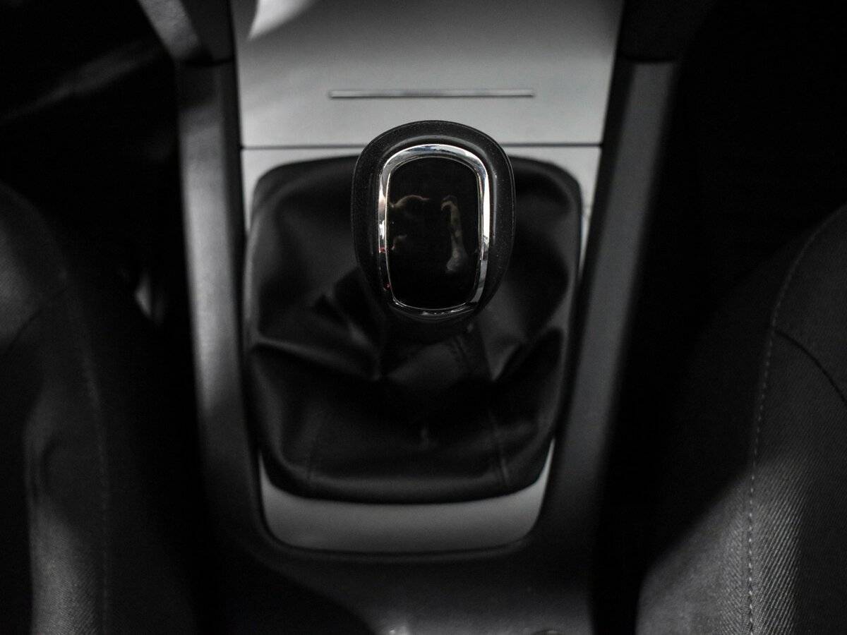 Skoda Octavia с пробегом — 2013 год. Фото: #9