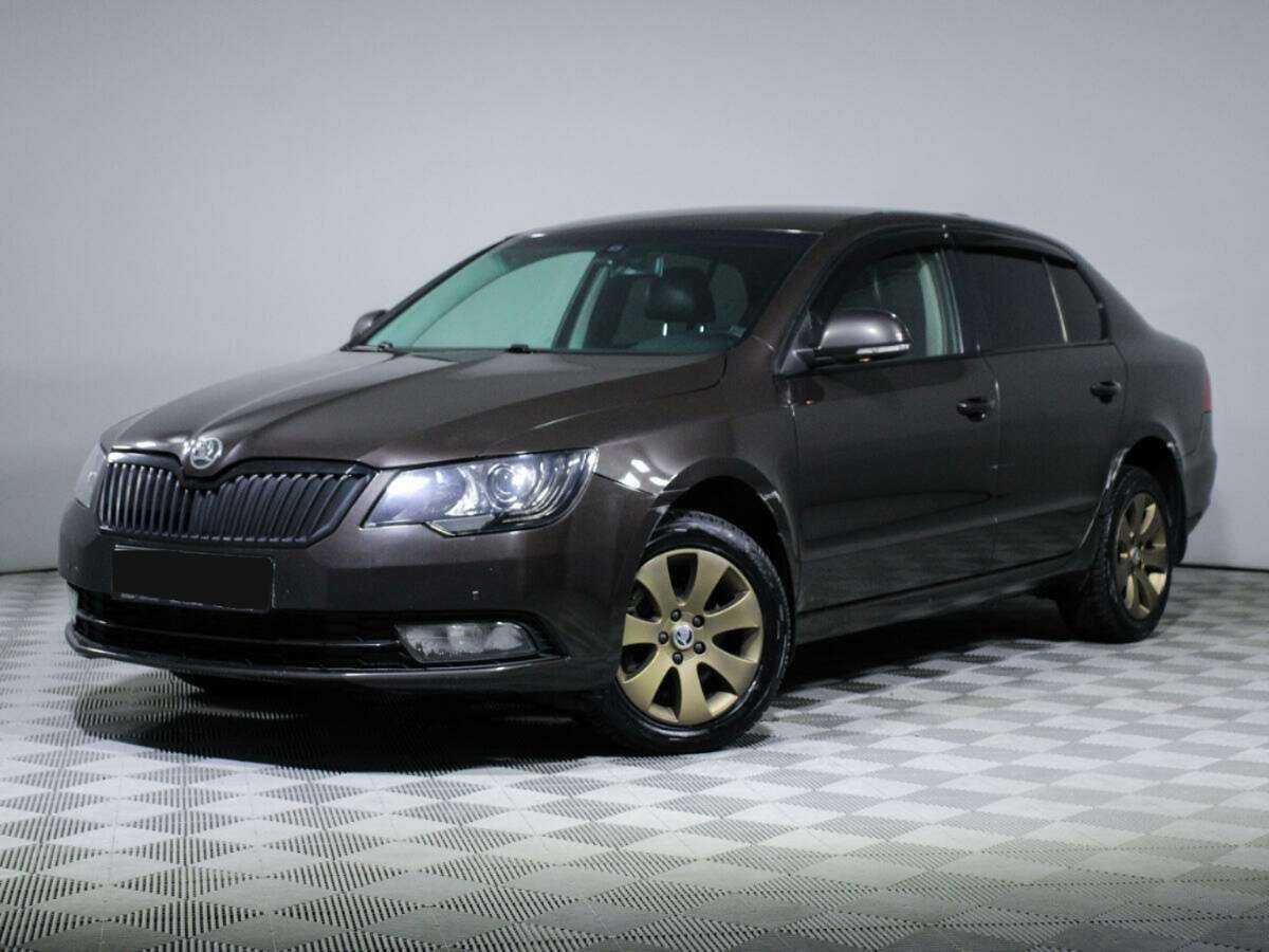 Skoda Superb с пробегом — 2014 год. Посмотреть фото