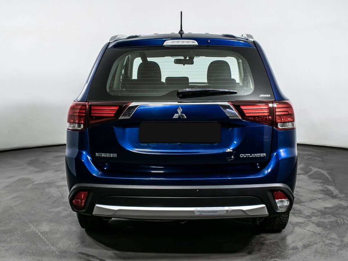 Mitsubishi Outlander с пробегом — 2015 год. Фото: #5