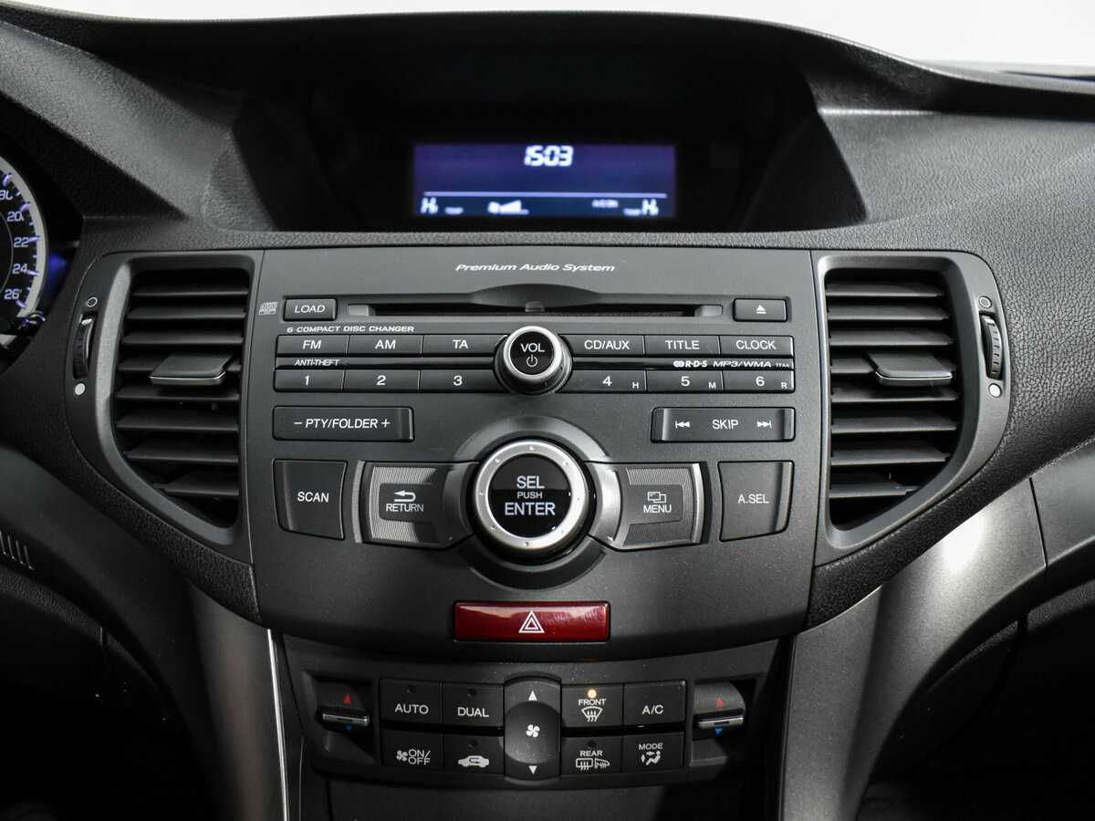 Honda Accord с пробегом — 2012 год. Фото: #17