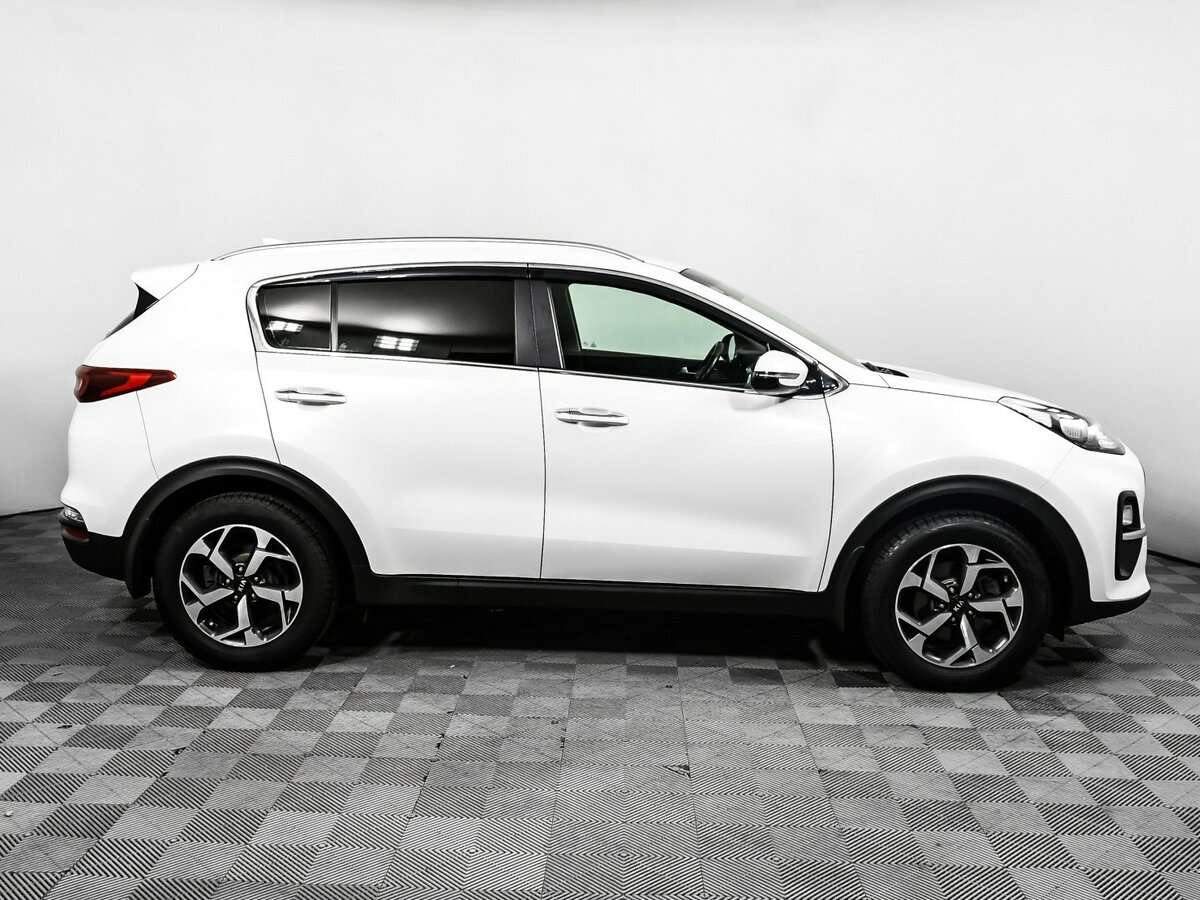Kia Sportage с пробегом — 2018 год. Фото: #3