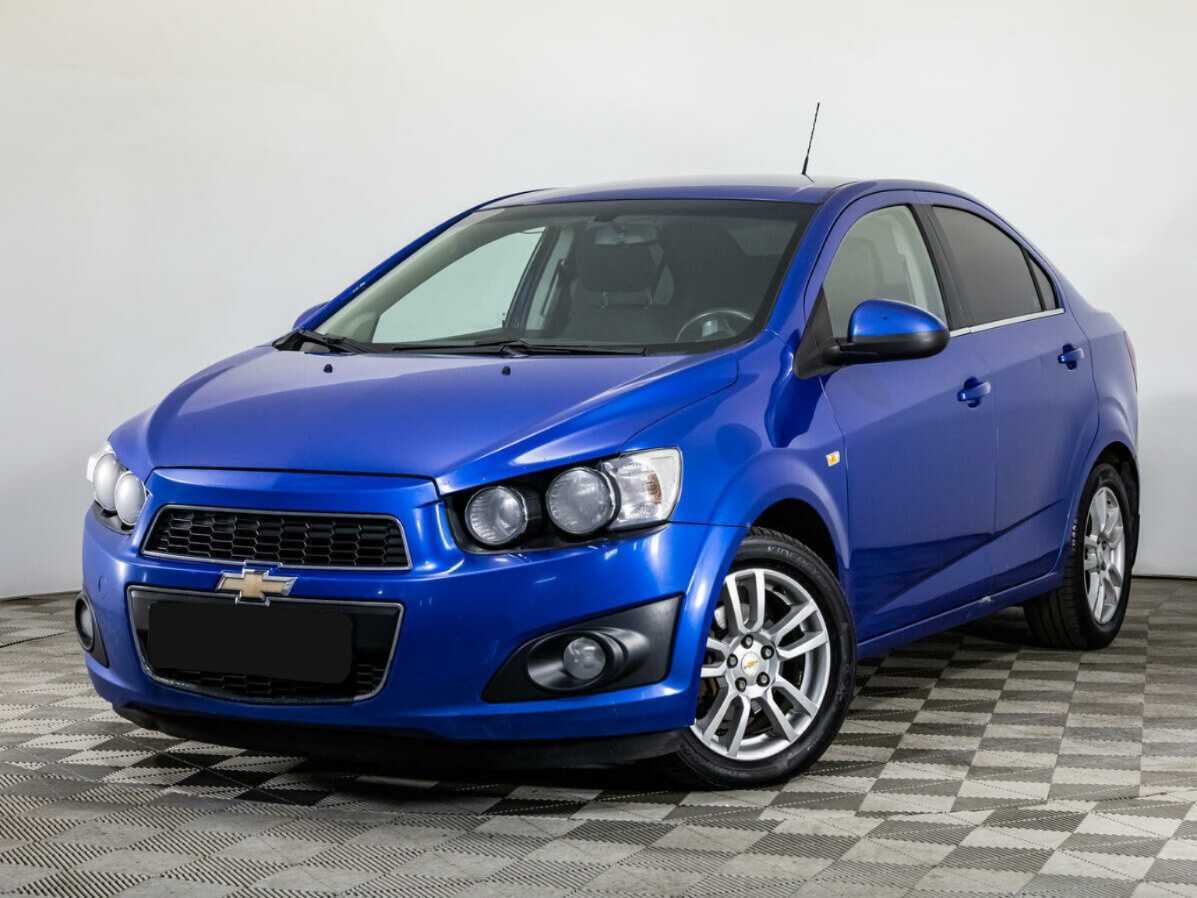 Chevrolet Aveo с пробегом — 2012 год. Фото: #0