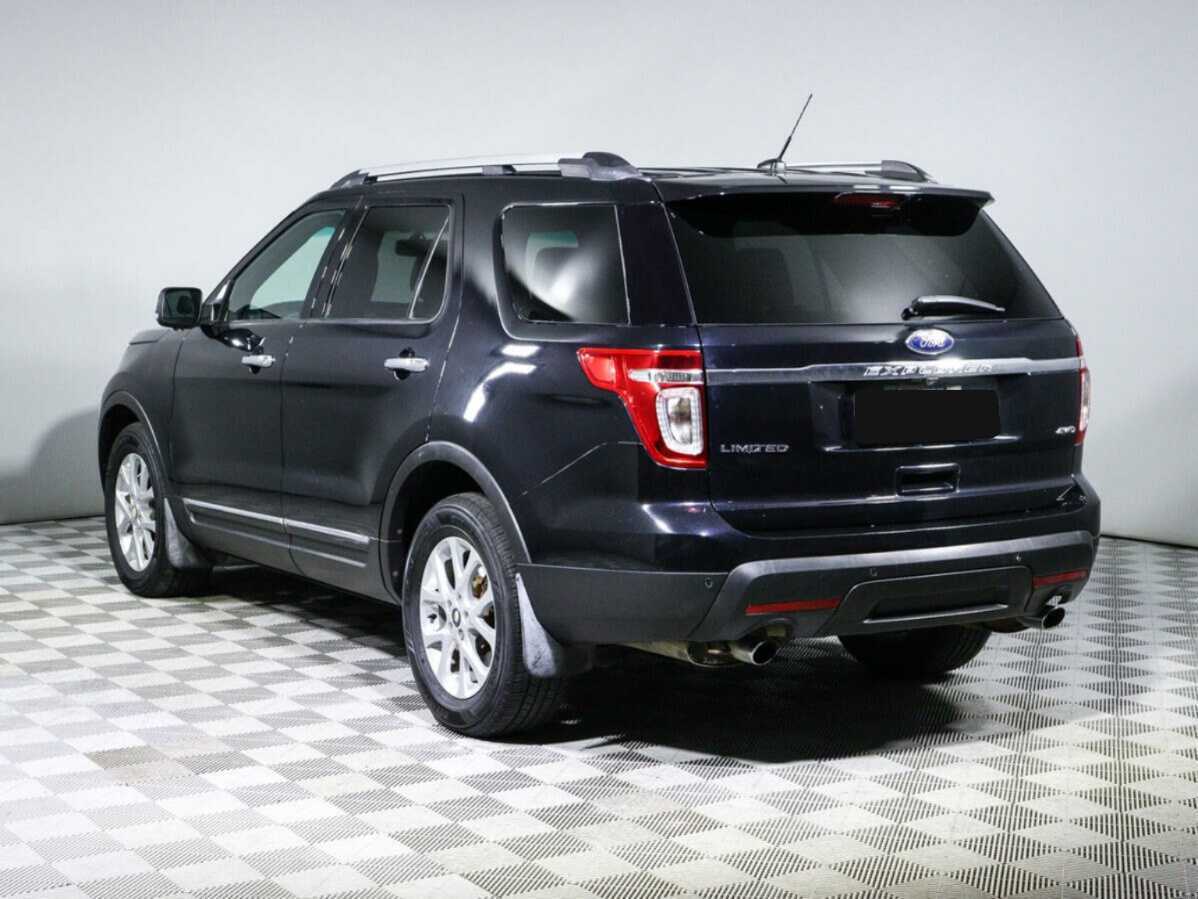 Ford Explorer с пробегом — 2013 год. Фото: #4