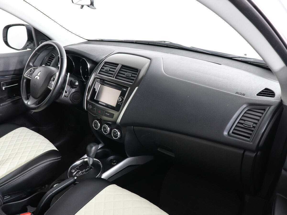 Mitsubishi ASX с пробегом — 2013 год. Фото: #9
