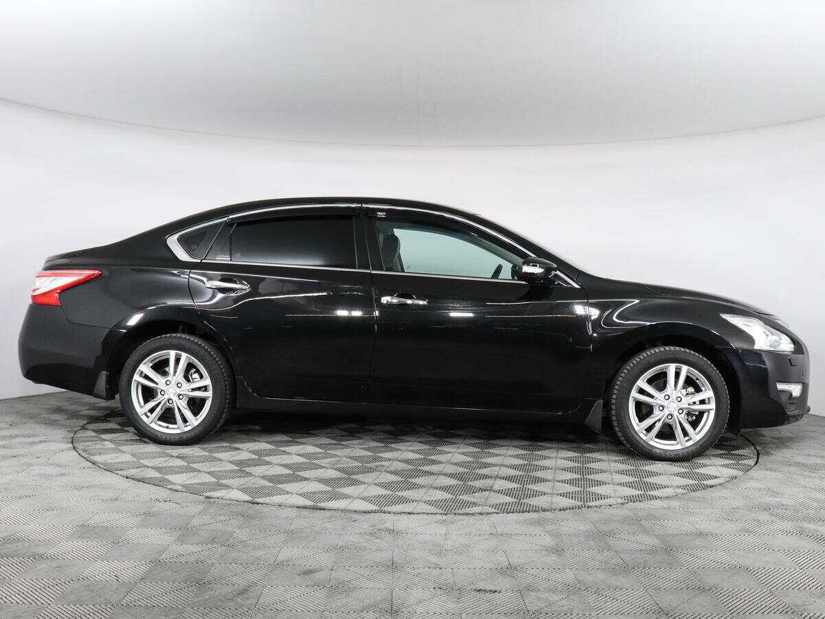 Nissan Teana с пробегом — 2014 год. Фото: #3