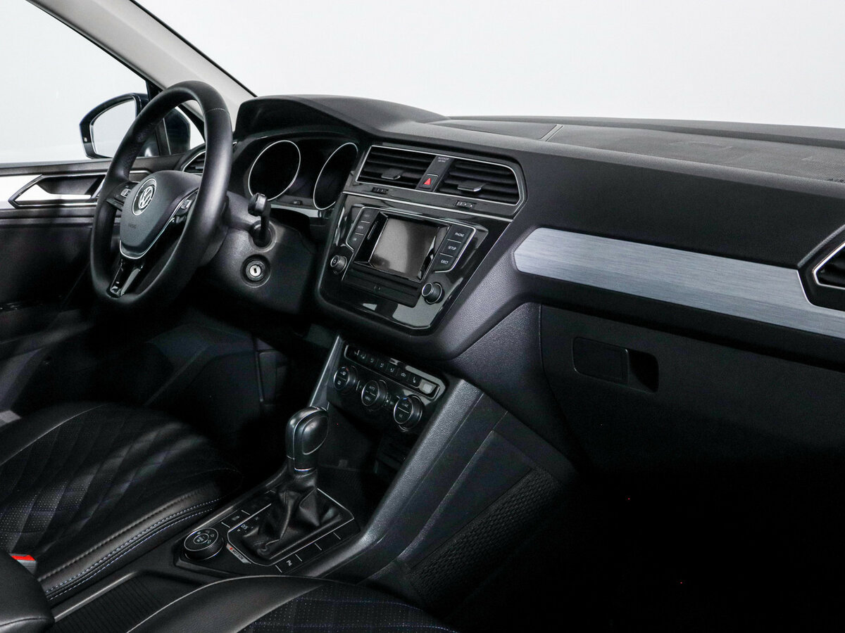 Volkswagen Tiguan с пробегом — 2017 год. Фото: #8