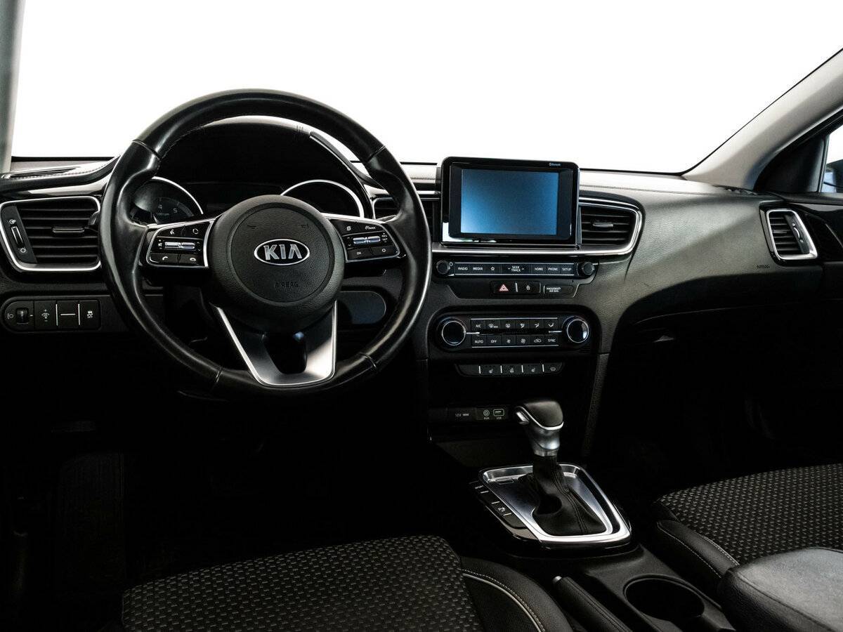 Kia Ceed с пробегом — 2018 год. Фото: #8