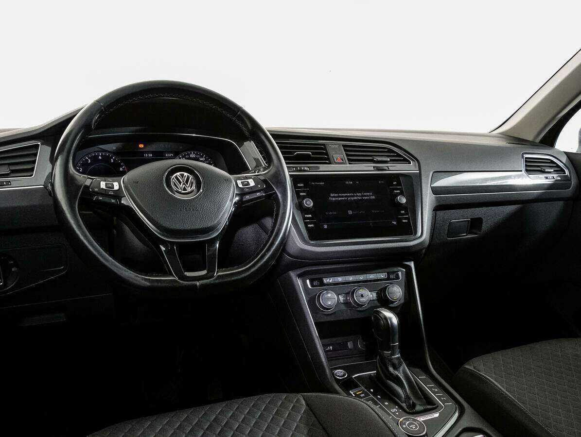 Volkswagen Tiguan с пробегом — 2017 год. Фото: #10