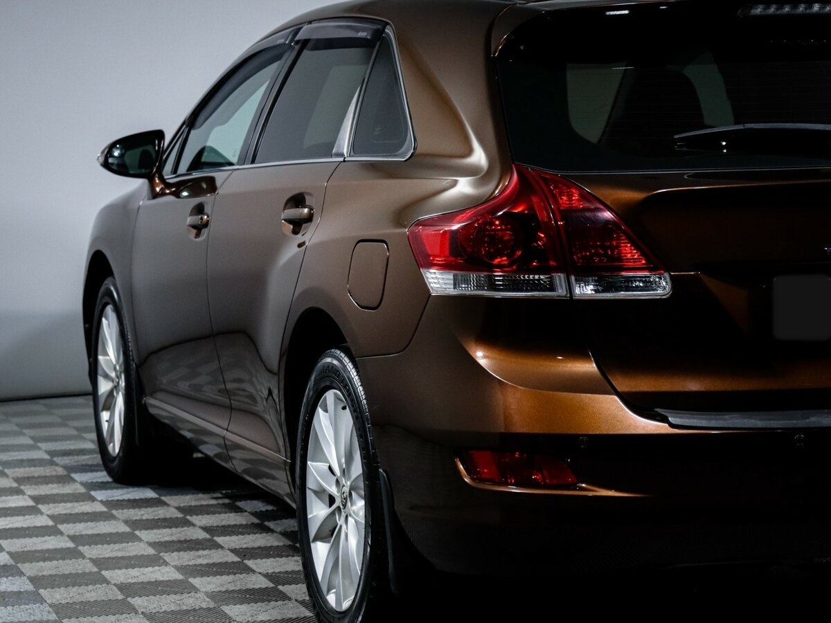 Toyota Venza с пробегом — 2014 год. Фото: #14