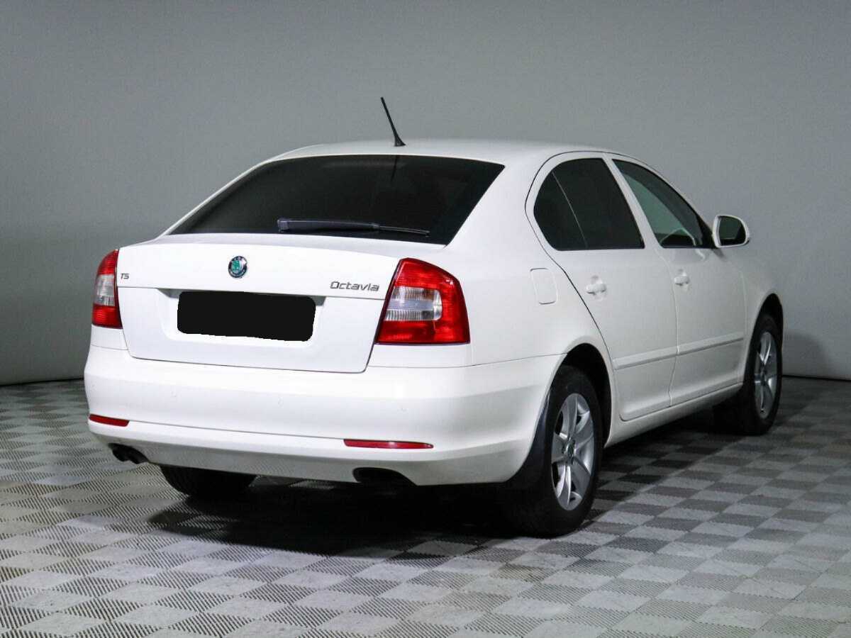 Skoda Octavia с пробегом — 2012 год. Фото: #3