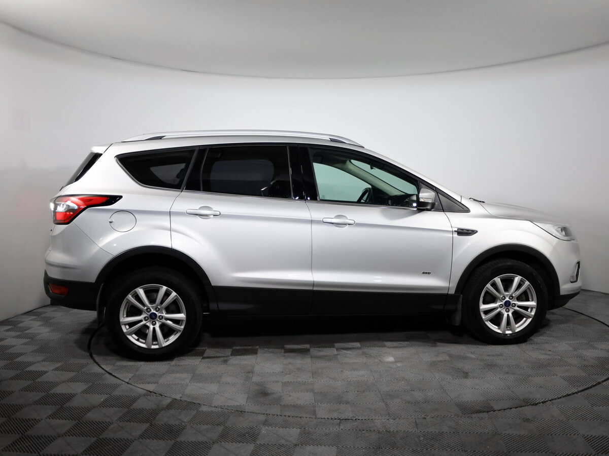 Ford Kuga с пробегом — 2018 год. Фото: #3