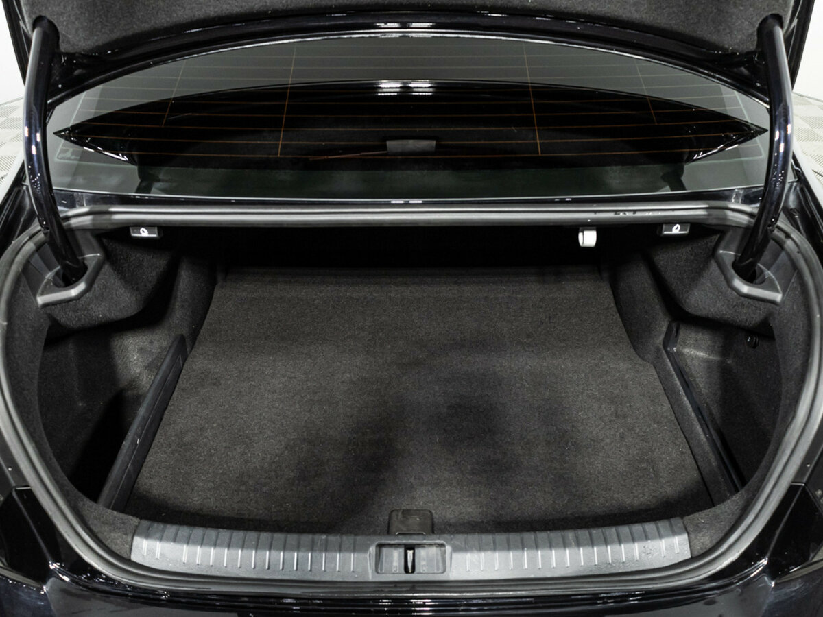 Volkswagen Passat с пробегом — 2017 год. Фото: #15