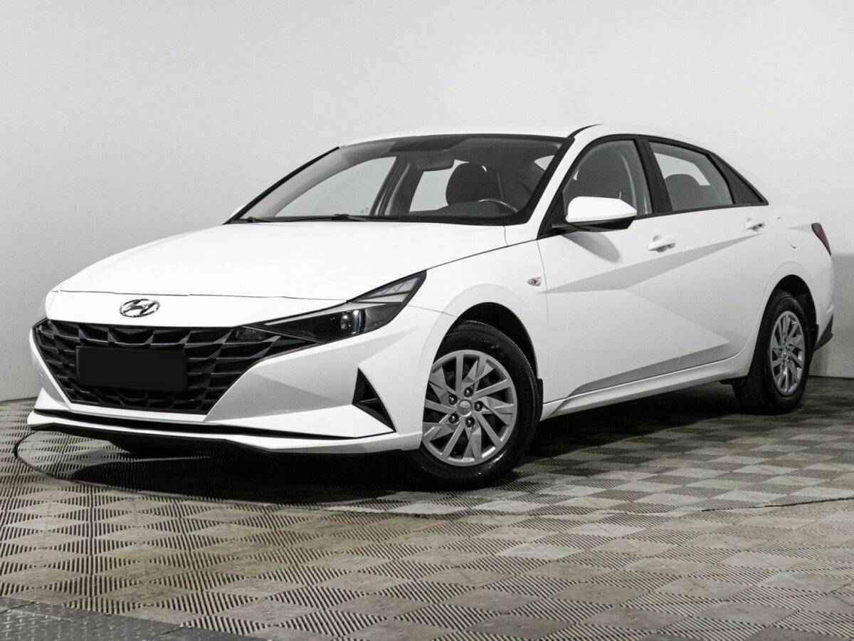 Hyundai Elantra с пробегом — 2021 год. Посмотреть фото