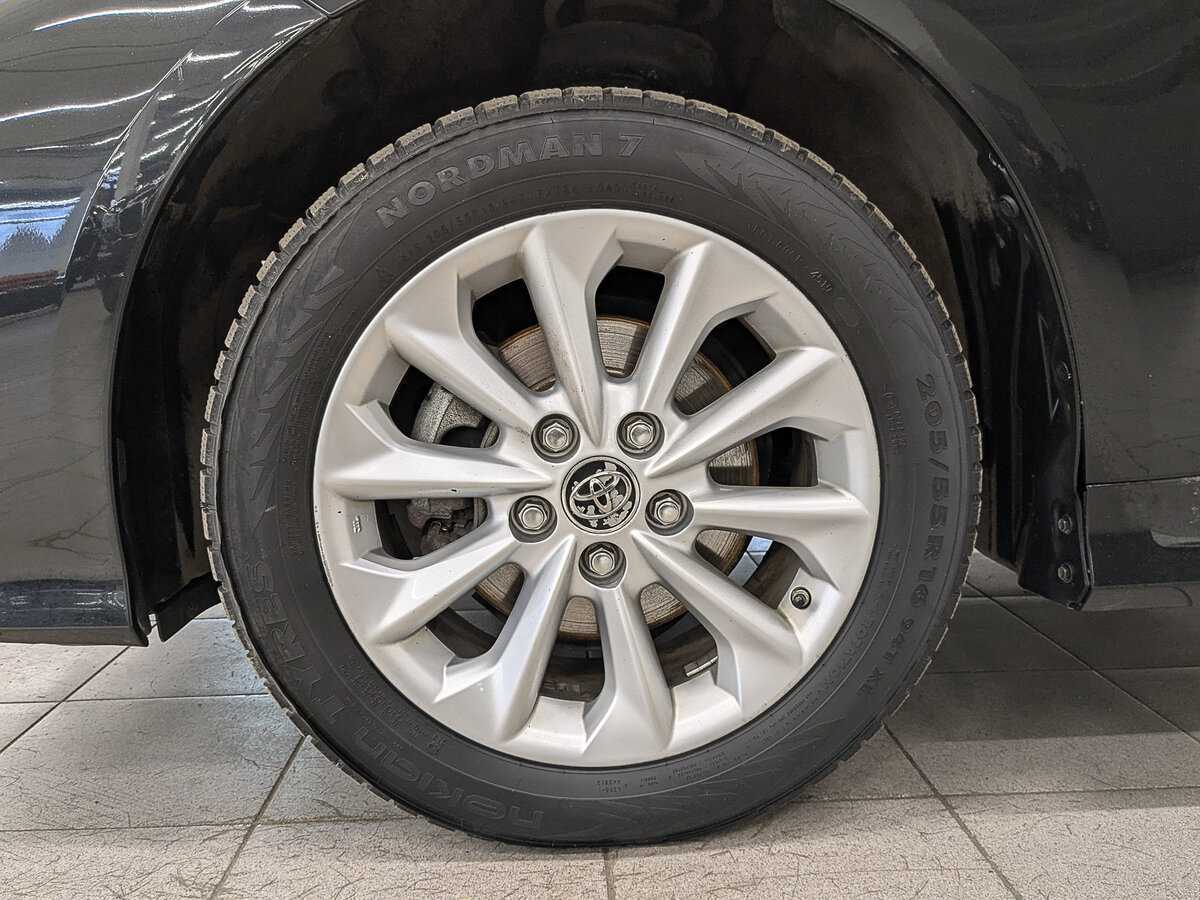 Toyota Corolla с пробегом — 2019 год. Фото: #11